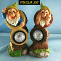 Popular Polyresin Garden Decoration Dwarf com luz solar 2 Asst